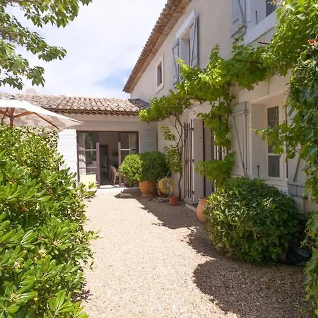 Les Beaumettes, Provencale A Deux Pas De Gordes Holiday home Beaumettes